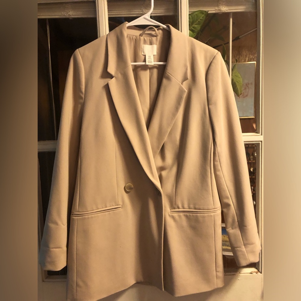 H&M oversized beige double-breasted blazer